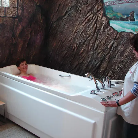 калифорния Hotell *