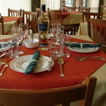 Hotell калифорния Pavel Banja