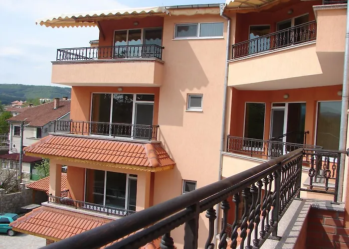 калифорния Hotel Pavel Banya